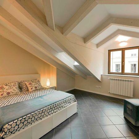 Appartement Mansarda La Duchessa à Turin Extérieur photo
