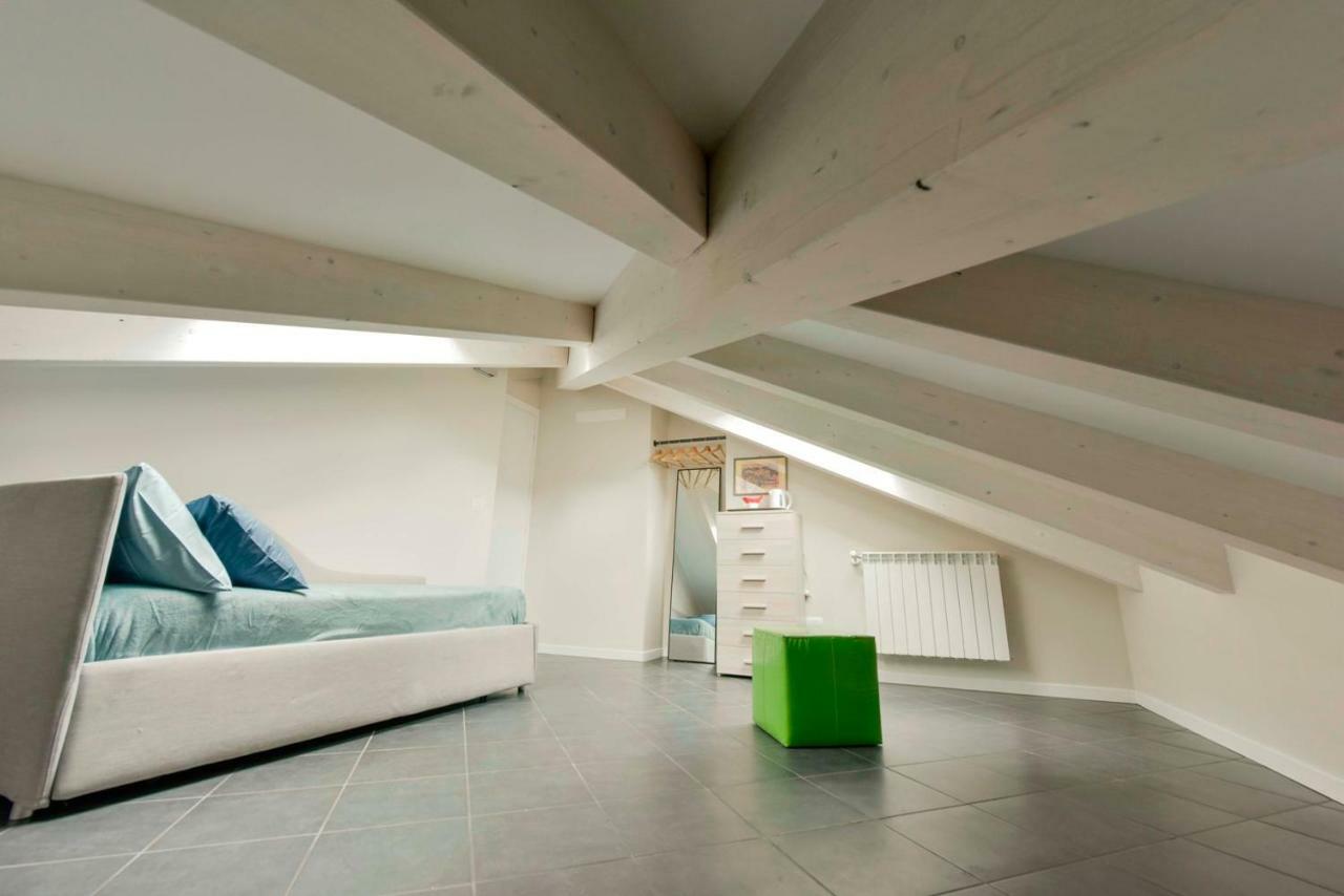 Appartement Mansarda La Duchessa à Turin Extérieur photo
