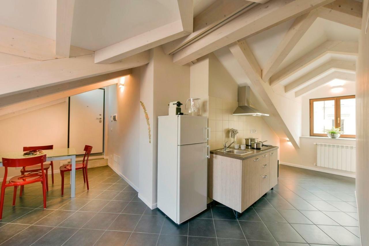 Appartement Mansarda La Duchessa à Turin Extérieur photo